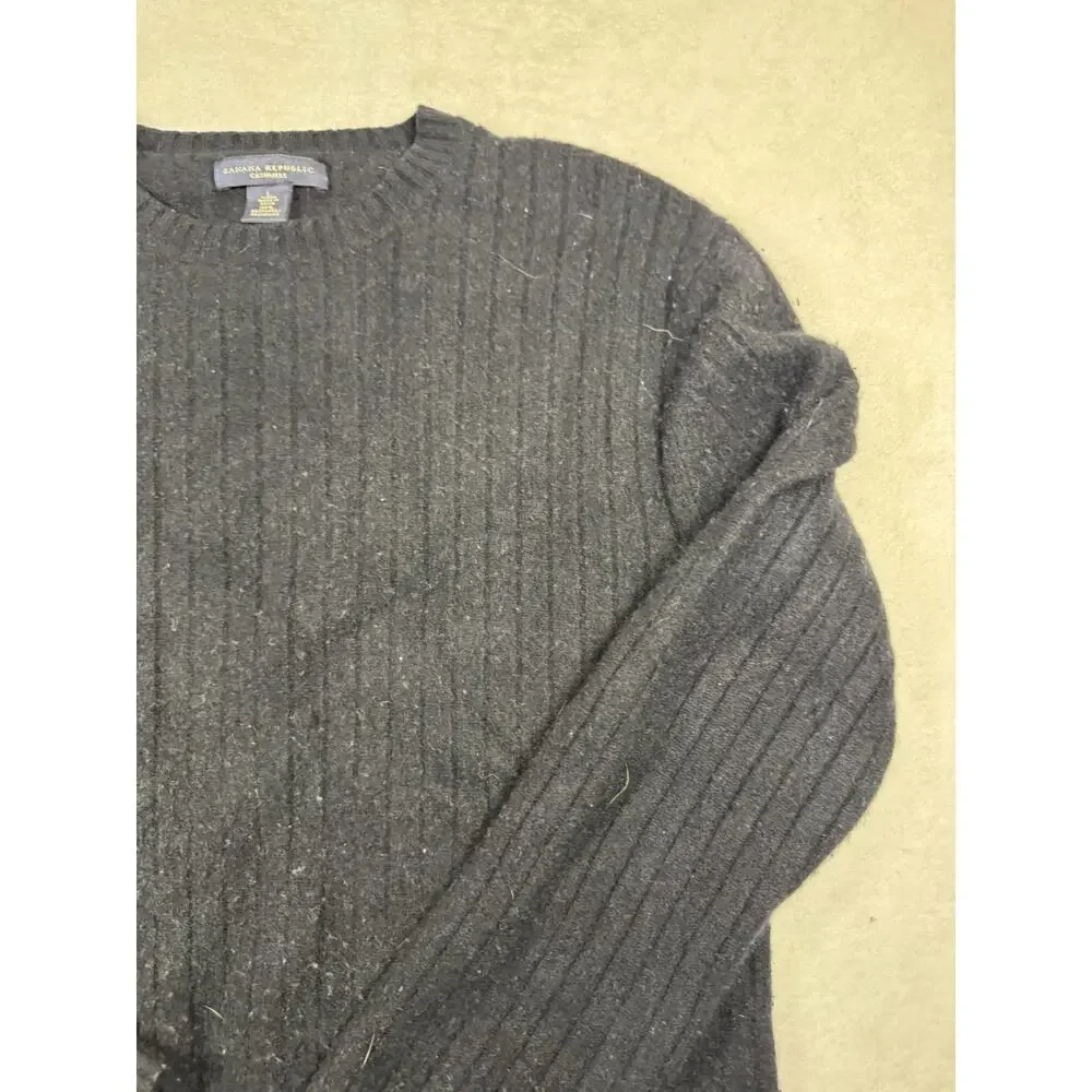 Banana Republic Men’s Large 100% Cashmere Sweater Black Cable Knit Crewneck